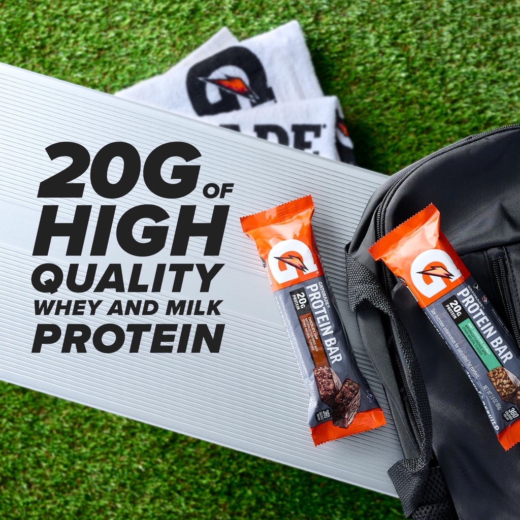 gatorade-whey-protein-bars-chocolate-car-3.jpg