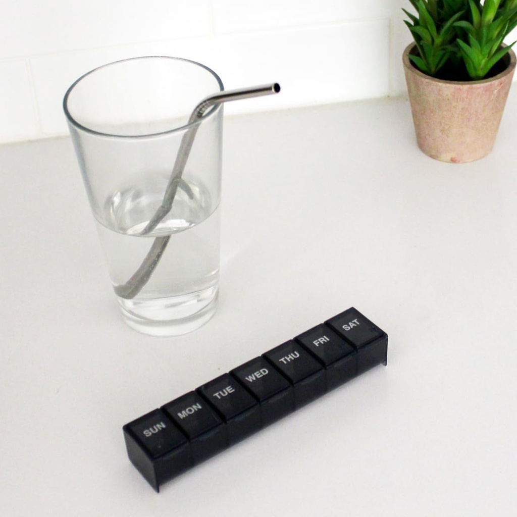 ezy-dose-weekly-7-day-daily-pill-organiz-2.jpg