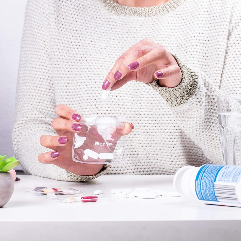 reusable-pill-pouches-for-medicine-with--3.jpg