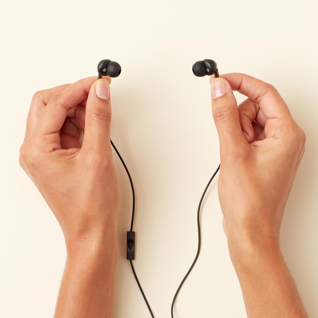 amazon-basics-wired-earbuds-with-microph-5.jpg