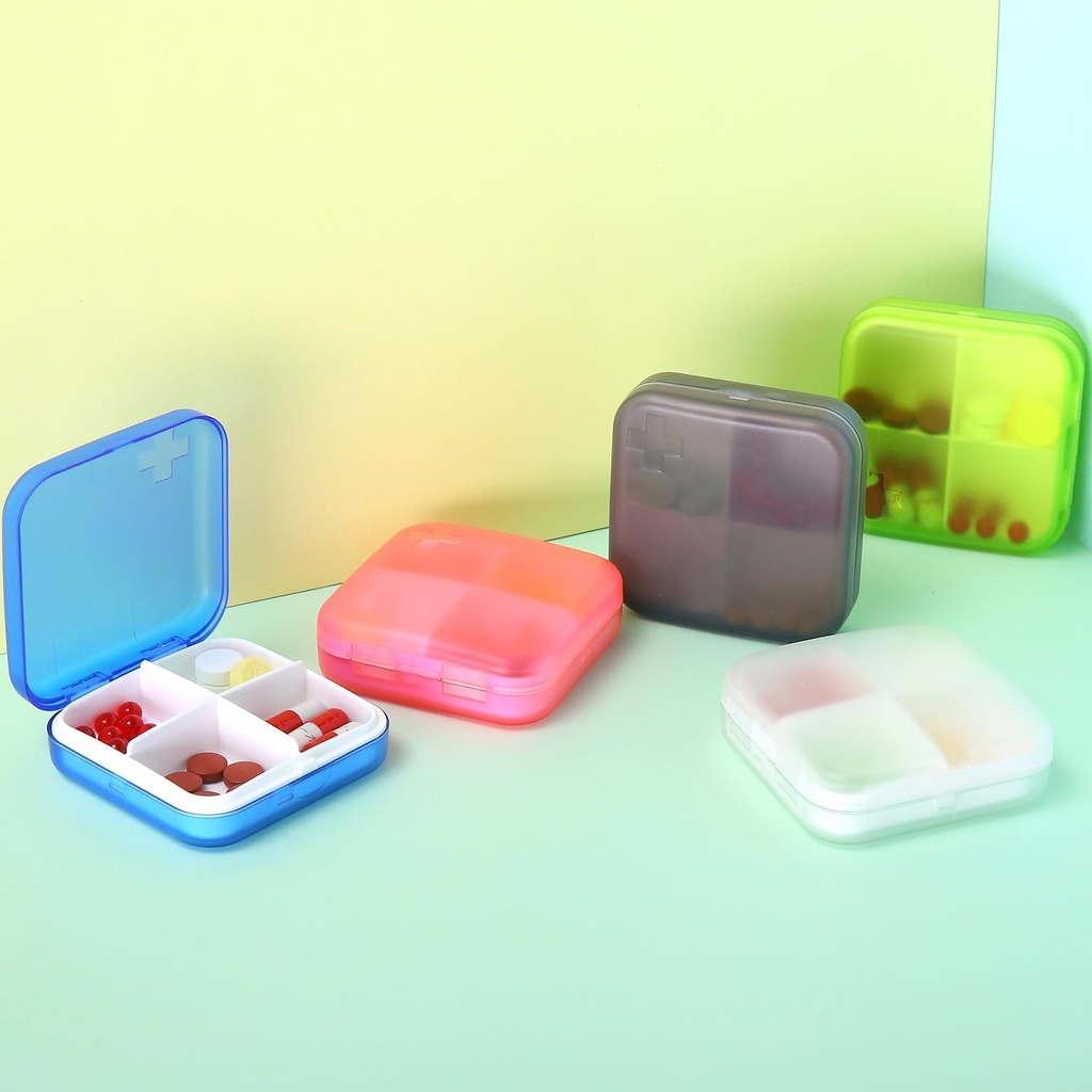 portable-pill-organizer---slim-pill-box--3.jpg
