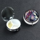 Rond Pill Box 3 Compartiment Pill Box Pill Containe Pillbox Case pour voyager Petit cheval cas Pill dans la nuit Pill Organizer pour les vitamines Fish Oil Box Supplement Box