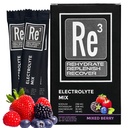 Re3 - Réhydrater - Réapprovisionner - Récupérer les paquets de poudre d'électrolyte. Pas de sucre, 7 Cal, 1,4 glucides. Le meilleur mélange de vitamines et minéraux (Berry mélangé)