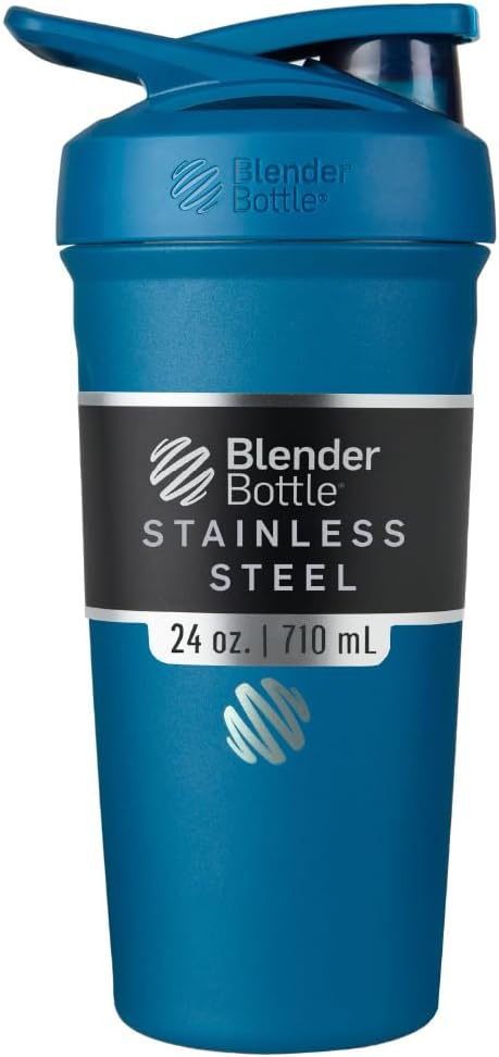 BlenderBottle Strada Shaker Cup Insulated Edelstahl Wasserflasche mit Draht Whisk, 24-Ounce, Blau